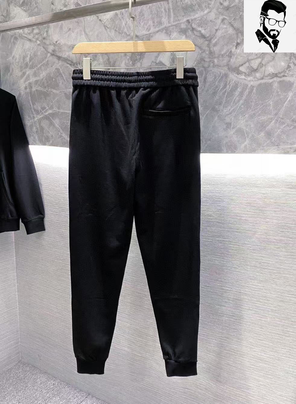 ルイ・ヴィトン「Louis Vuitton」2025年新作 爆売れスウェットスーツ