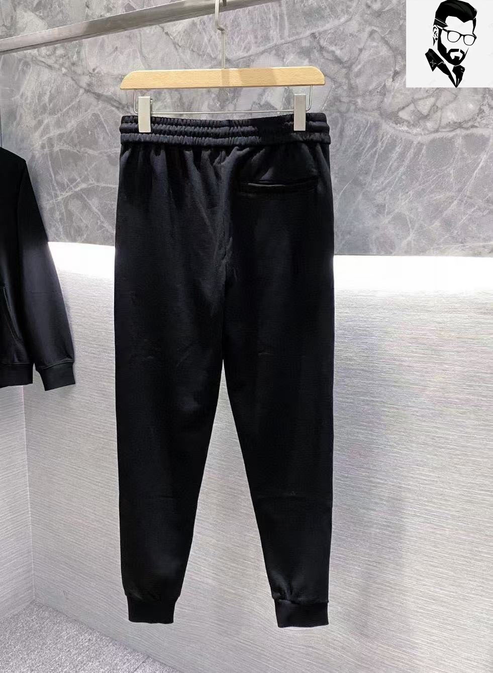 ルイ・ヴィトン「Louis Vuitton」2025年新作 爆売れスウェットスーツ